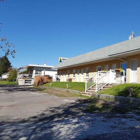 Northland Motel Nipigon Luaran gambar