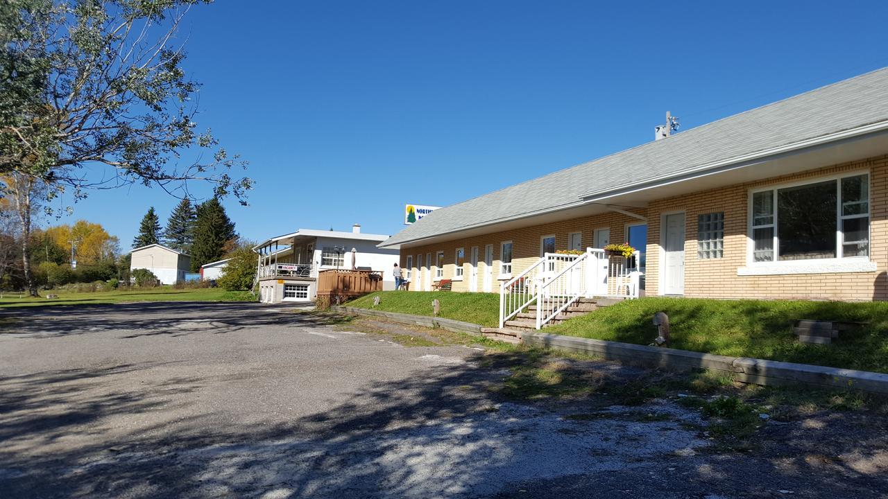 Northland Motel Nipigon Luaran gambar